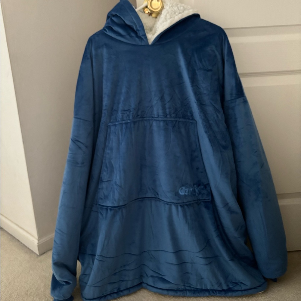 blue comfy wearable blanket